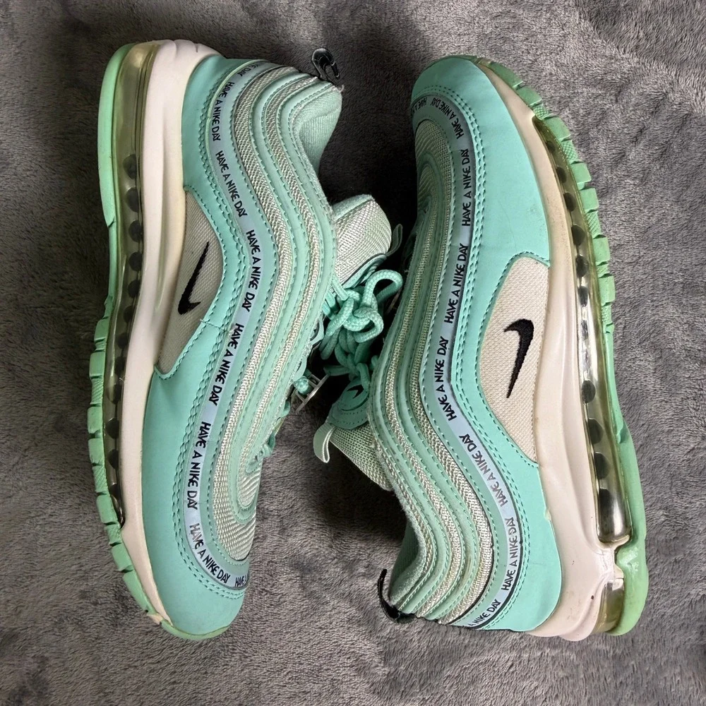 Nike air max